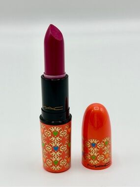 NEW LE MAC Manish Lipstick - Girl About Town